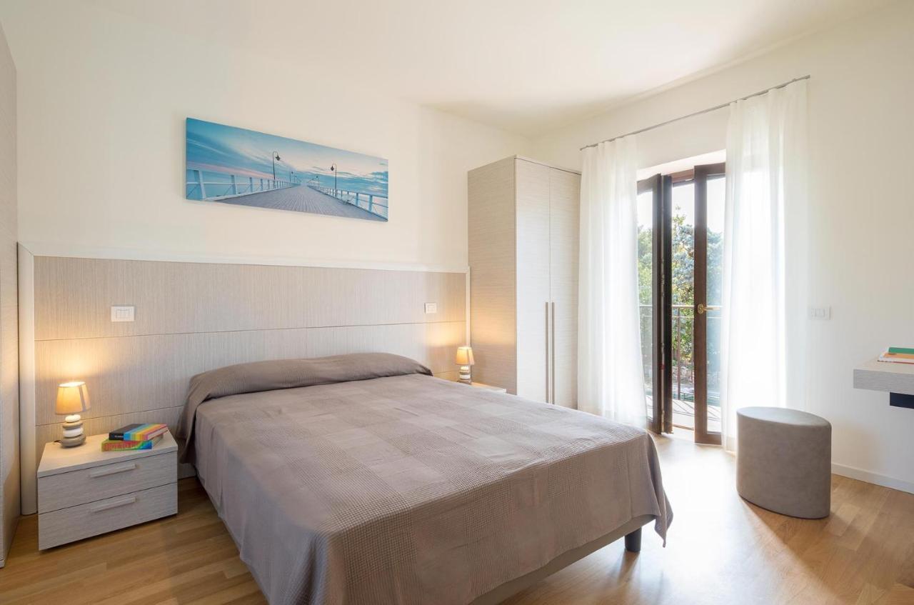 Residence Mare Azzurro ซิสเตียนา ภายนอก รูปภาพ